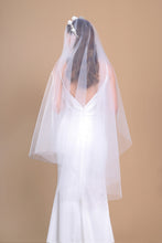 Load image into Gallery viewer, CHARLOTTE - elegant hand cut fingertip length wedding veil