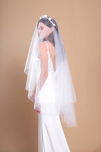 Load image into Gallery viewer, CHARLOTTE - elegant hand cut fingertip length wedding veil