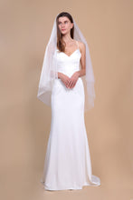 Load image into Gallery viewer, MIA - Two-tier Soft Fingertip Length Wedding Veil