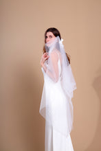 Load image into Gallery viewer, CHARLOTTE - elegant hand cut fingertip length wedding veil