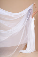 Load image into Gallery viewer, ELIZABETH - extra long wedding veil