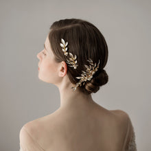 Load image into Gallery viewer, Woman wearing wedding hair piece from back

